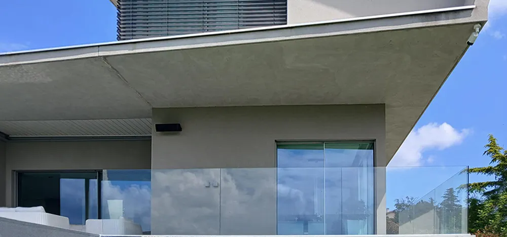 Sous-face en béton apparent, brut de décoffrage